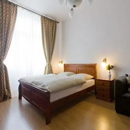Klamovka Apartment *